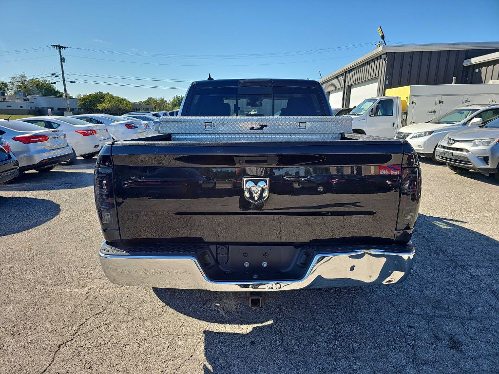 2019 RAM 1500 Image 8