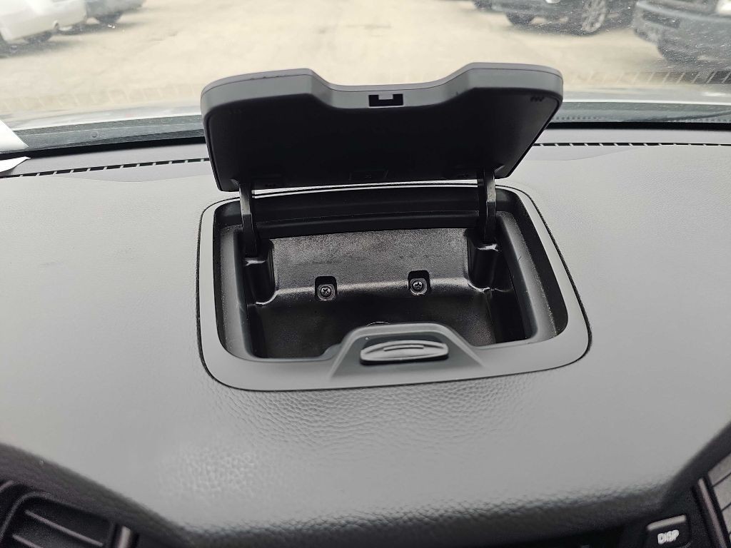 2016 Hyundai Santa Fe Image 49