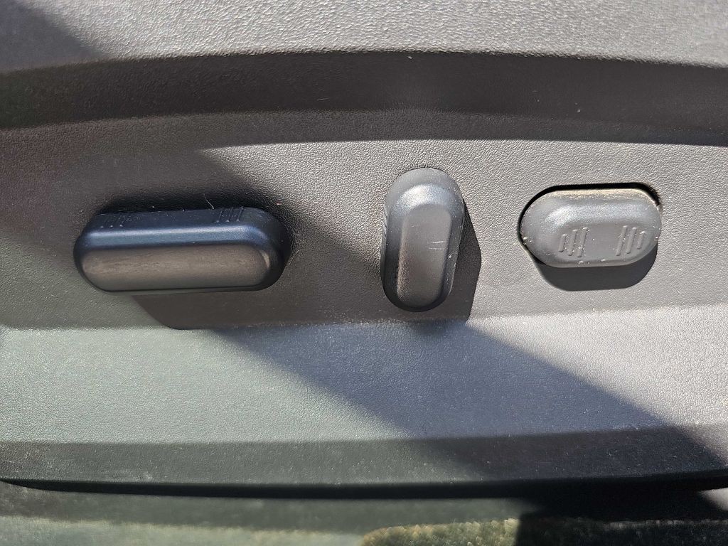 2013 Ford Edge Image 40
