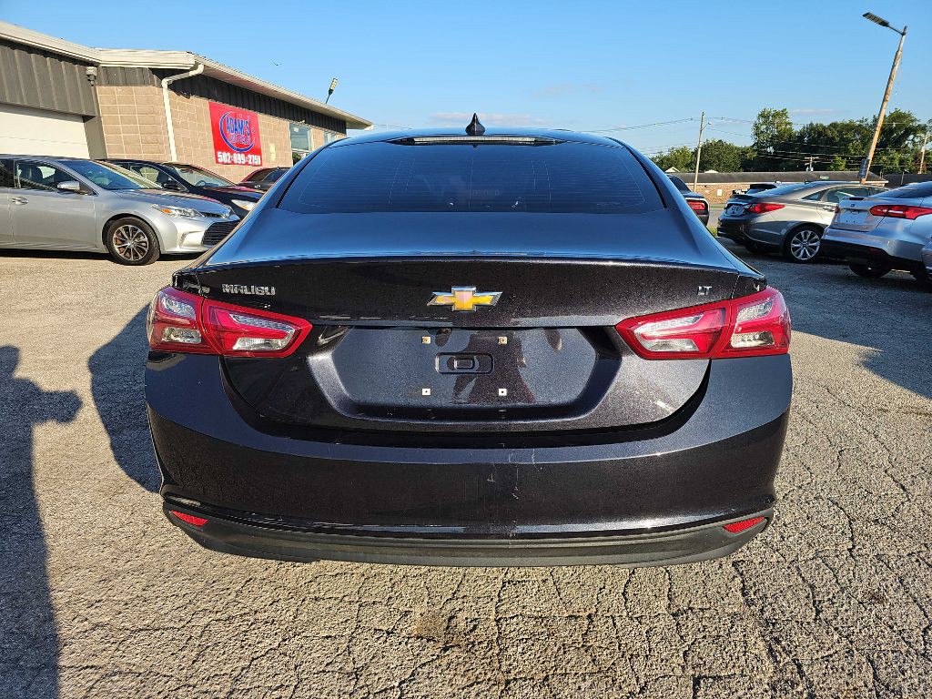 2022 Chevrolet Malibu Image 10