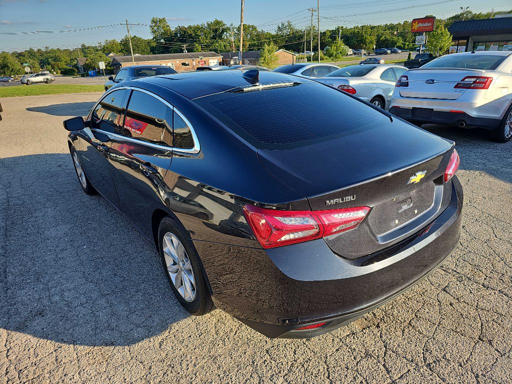 2022 Chevrolet Malibu Image 12