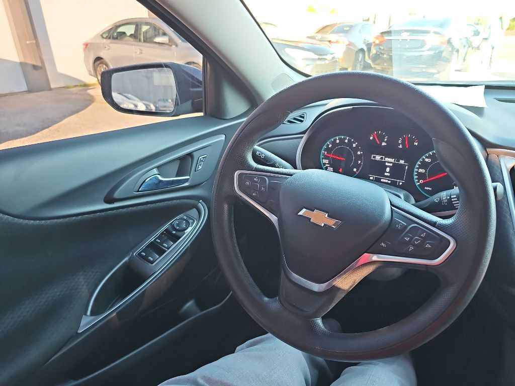 2022 Chevrolet Malibu Image 57