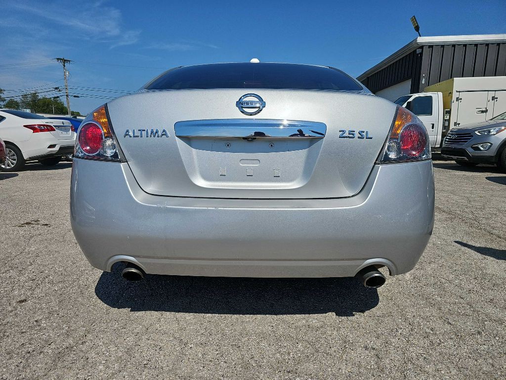 2012 Nissan Altima Image 8