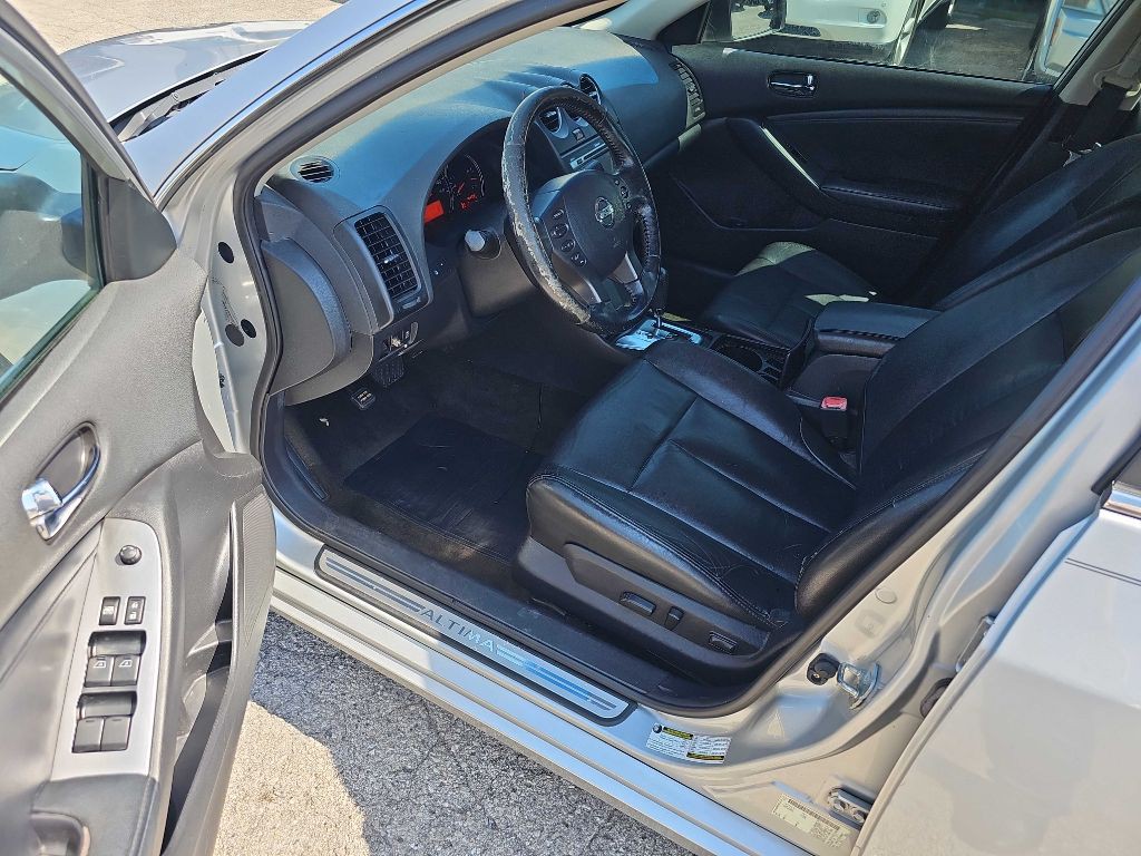 2012 Nissan Altima Image 23