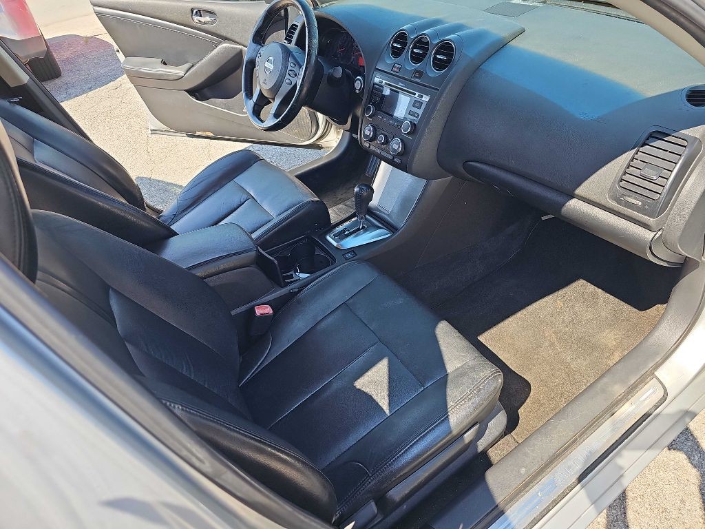 2012 Nissan Altima Image 27