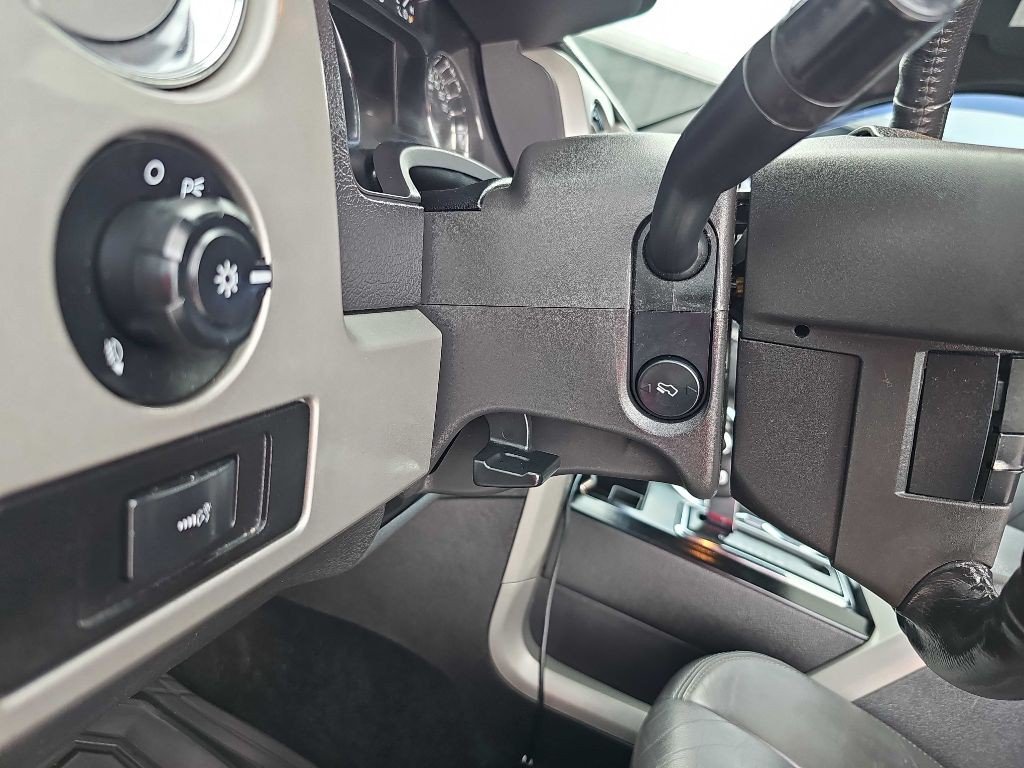 2011 Ford F-150 Image 47