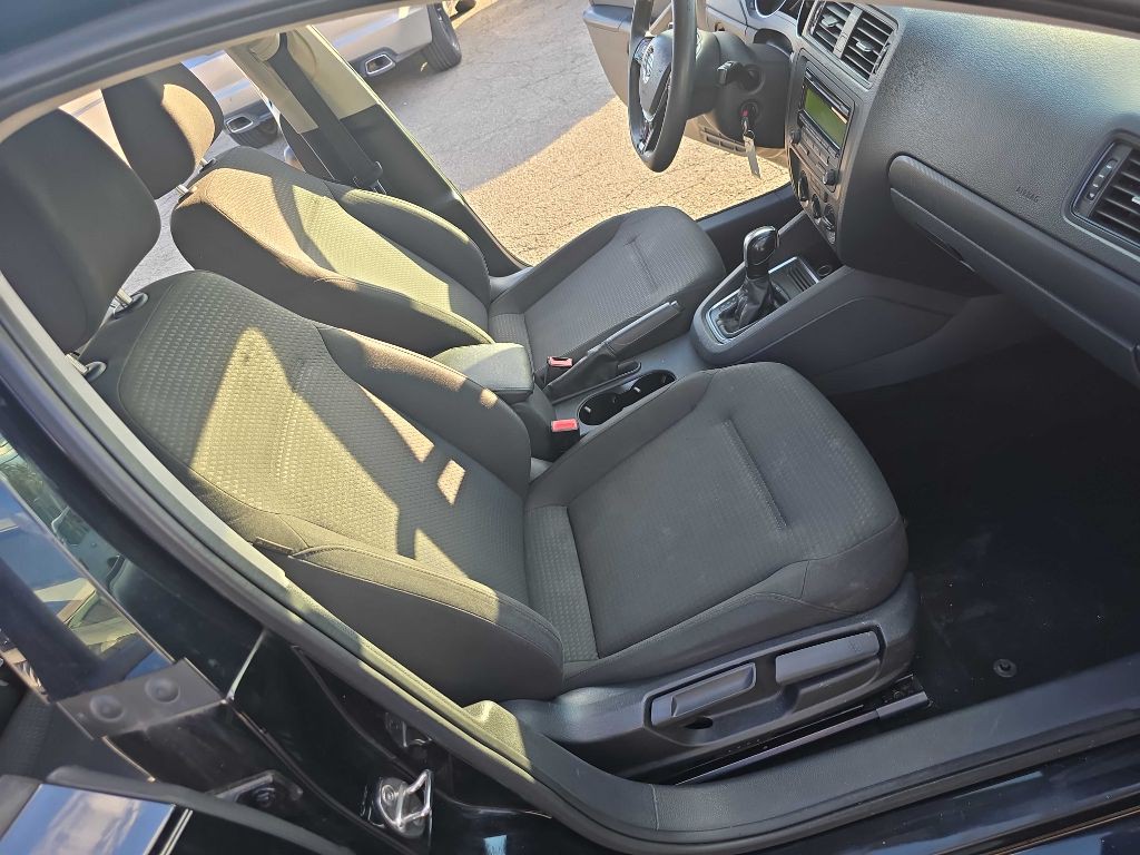 2015 Volkswagen Jetta Image 20