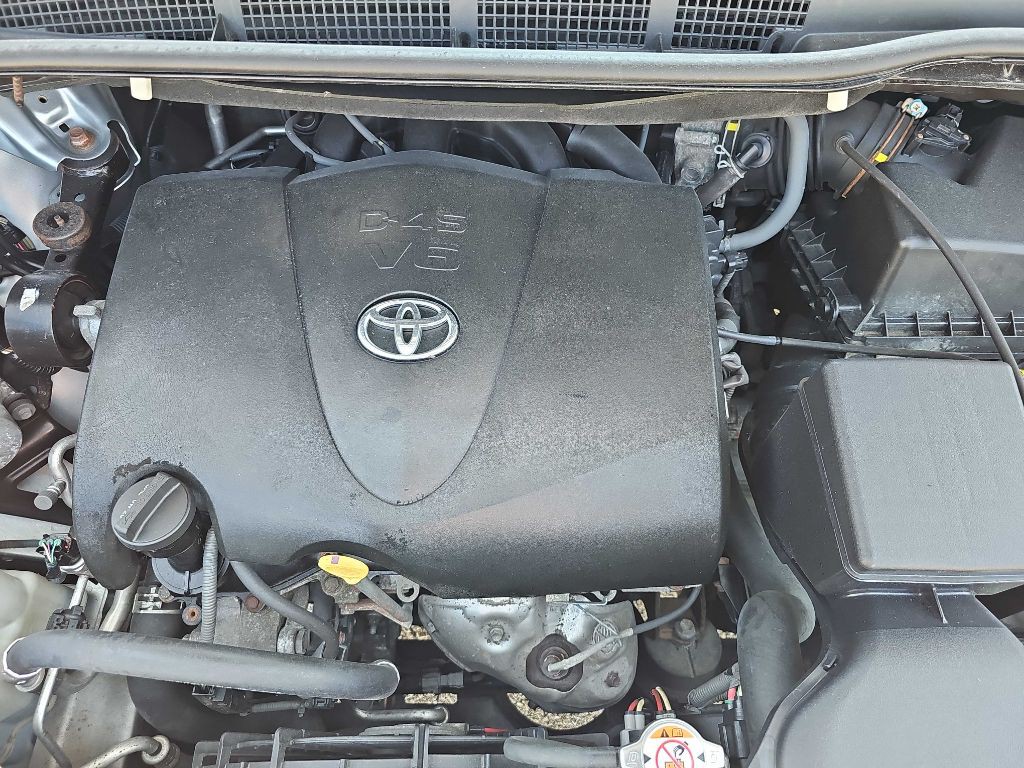 2017 Toyota Sienna Image 24