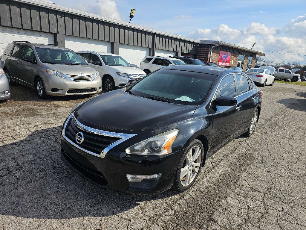 2013 Nissan Altima Image 2