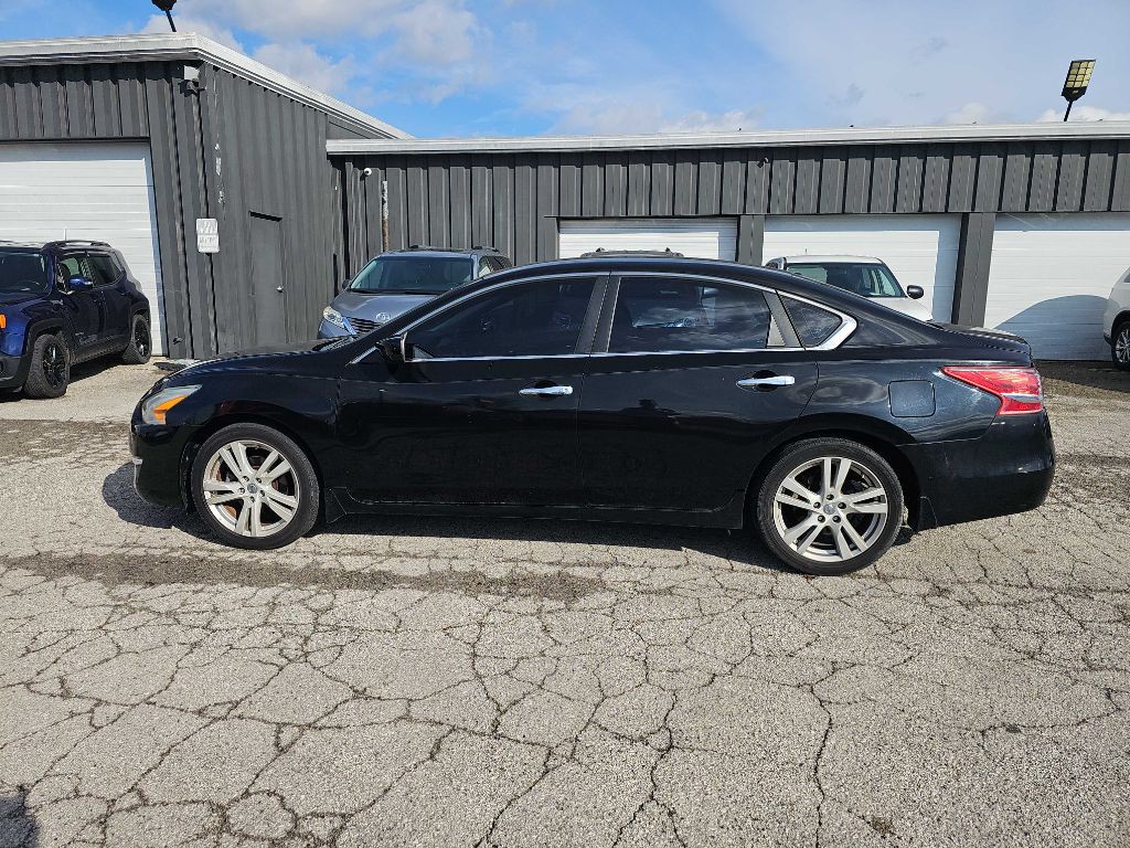 2013 Nissan Altima Image 11