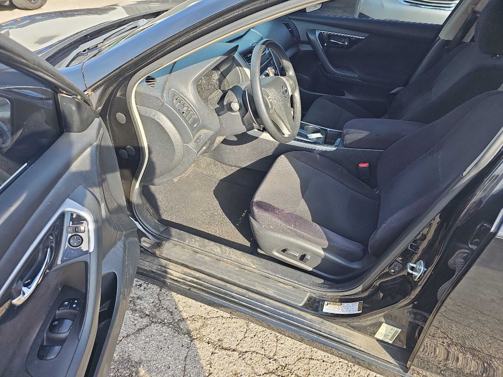 2013 Nissan Altima Image 20