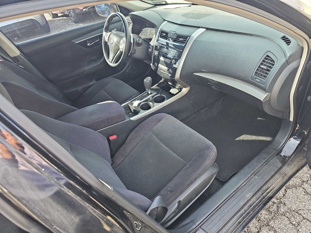 2013 Nissan Altima Image 22