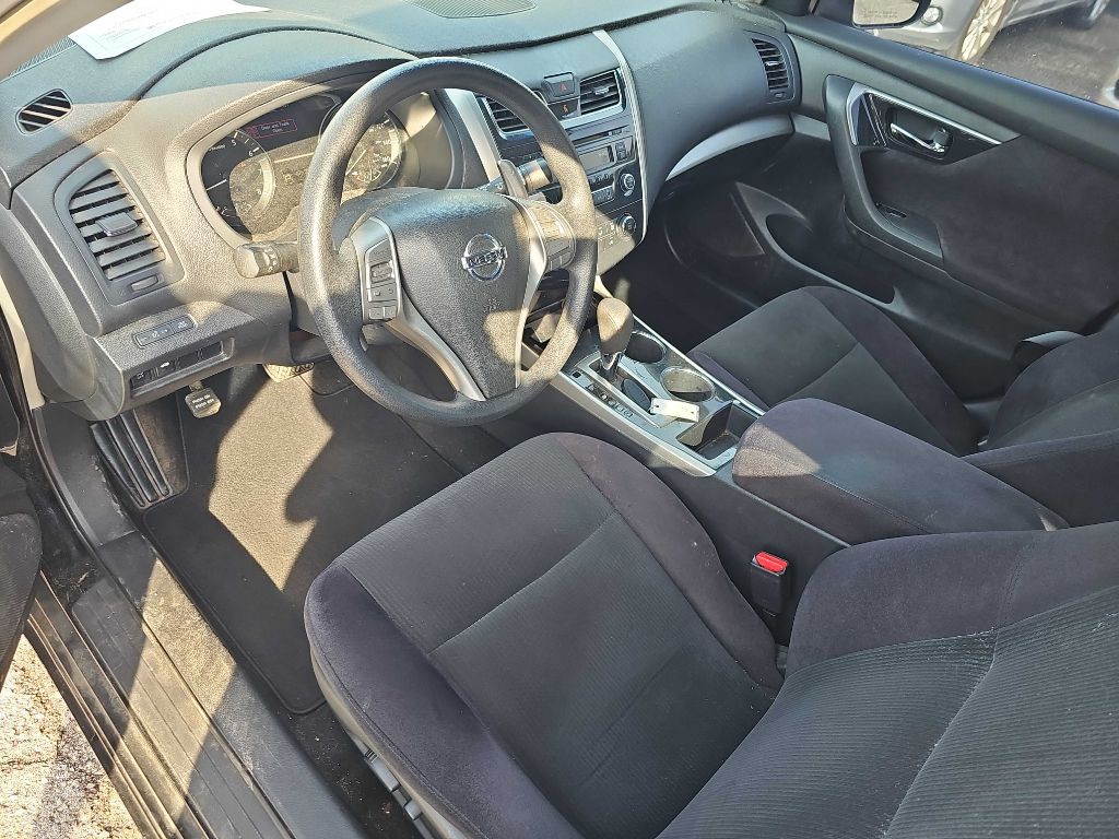 2013 Nissan Altima Image 24
