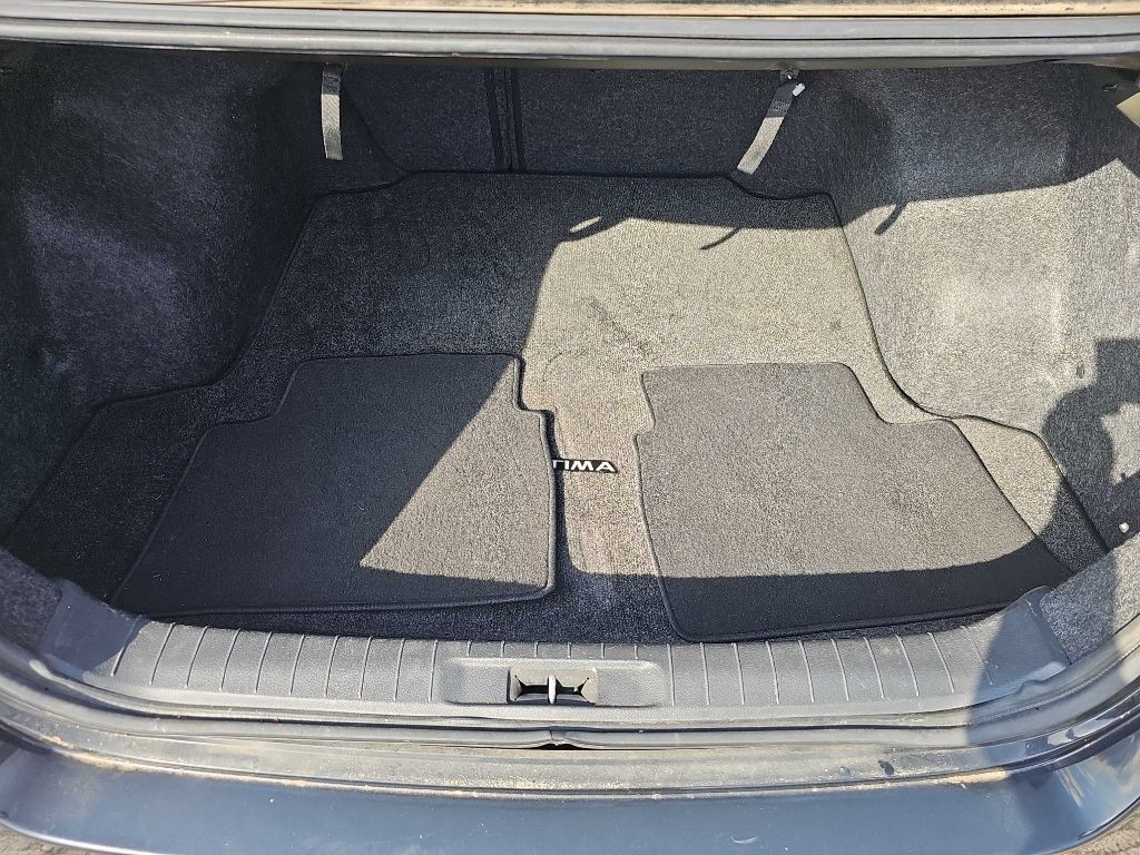 2013 Nissan Altima Image 26