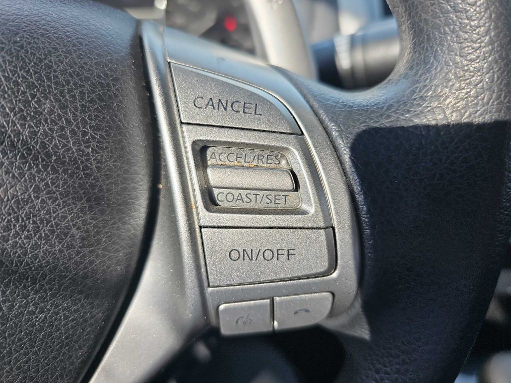 2013 Nissan Altima Image 33