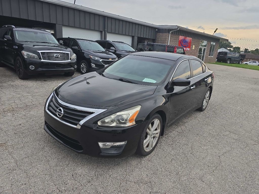 2013 Nissan Altima Image 2