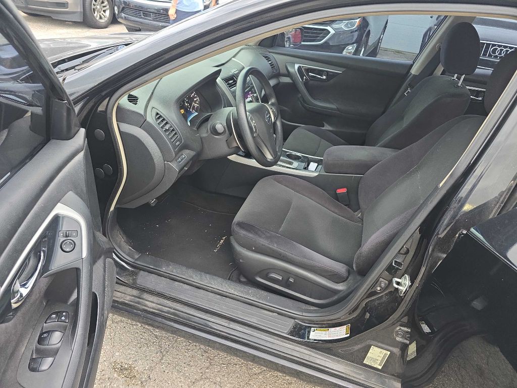 2013 Nissan Altima Image 14