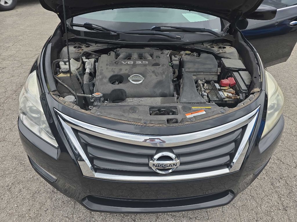 2013 Nissan Altima Image 22