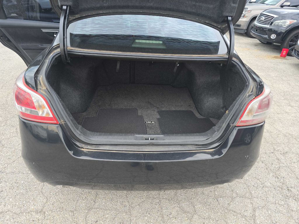 2013 Nissan Altima Image 24