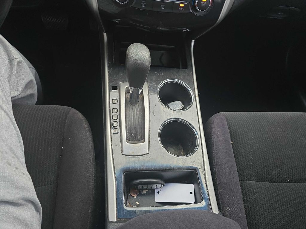 2013 Nissan Altima Image 32
