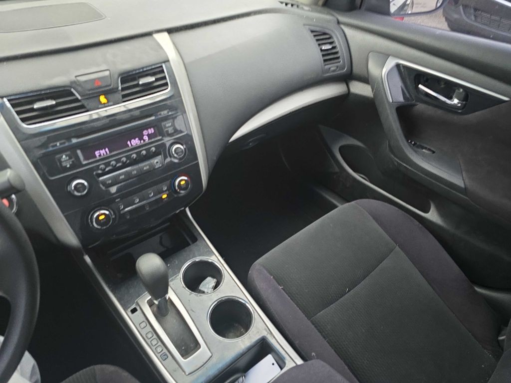 2013 Nissan Altima Image 34