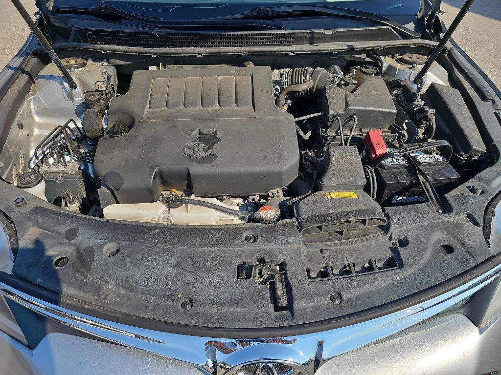2016 Toyota Avalon Image 17