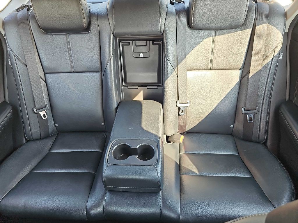 2016 Toyota Avalon Image 30