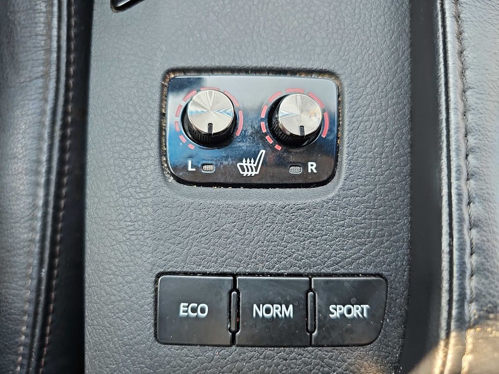 2016 Toyota Avalon Image 47