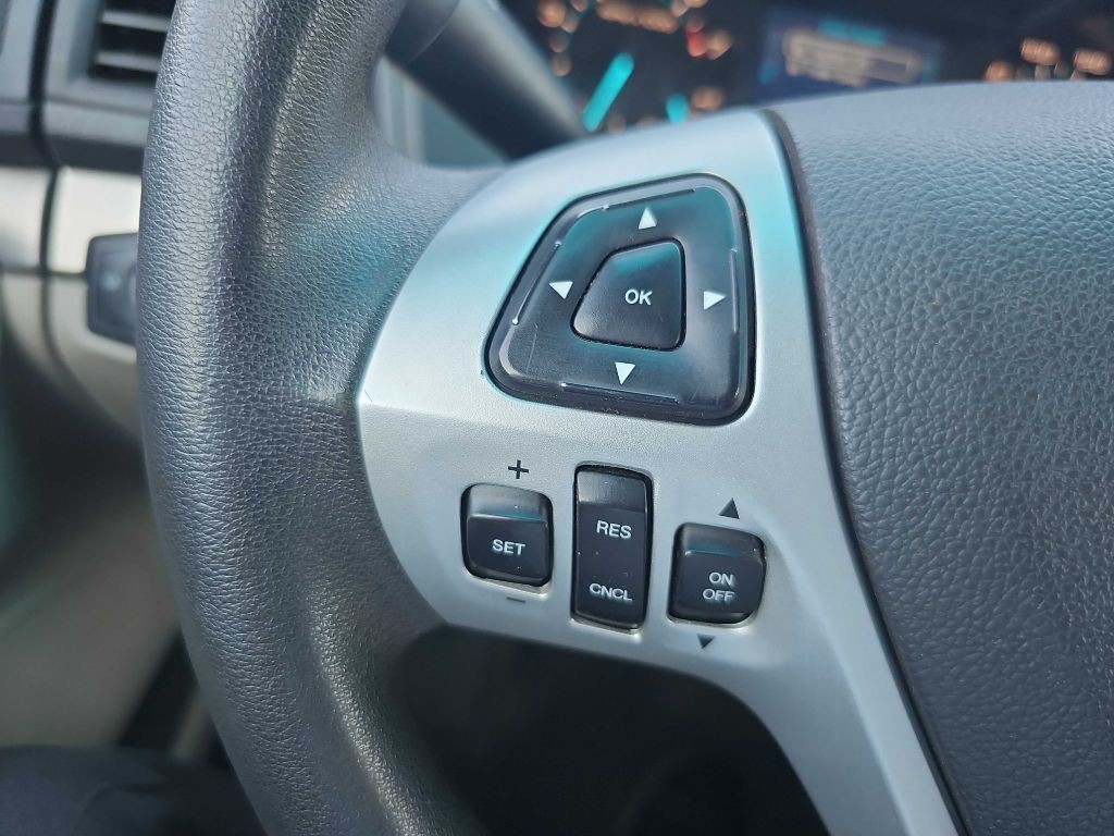 2013 Ford Explorer Image 27