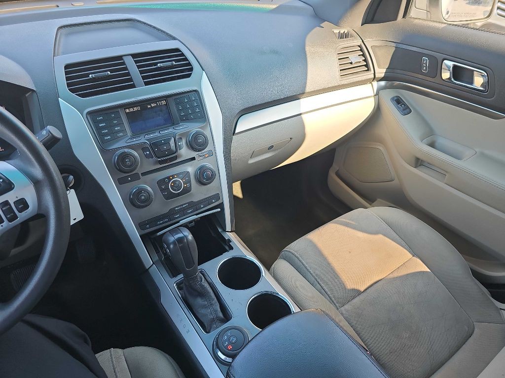 2013 Ford Explorer Image 42