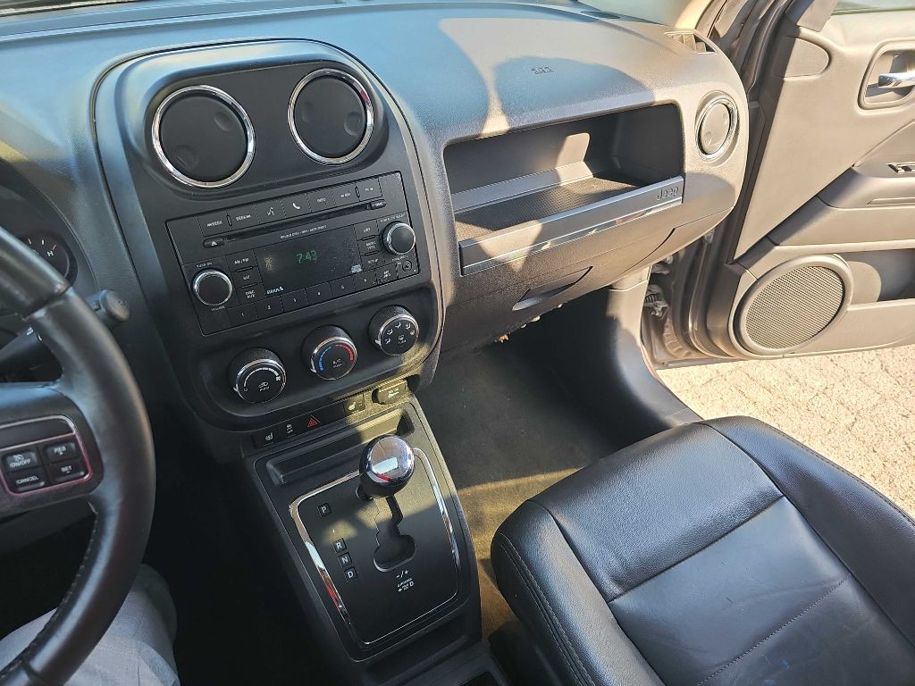 2016 Jeep Patriot Image 42