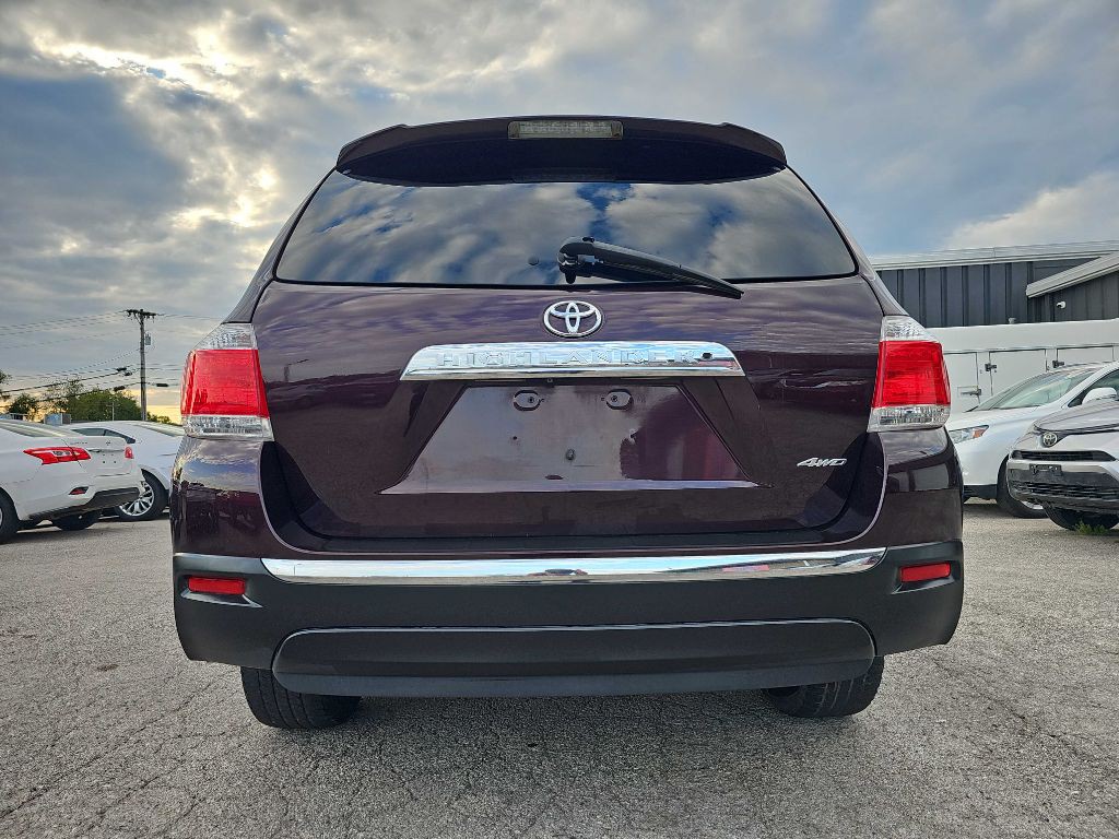 2012 Toyota Highlander Image 8
