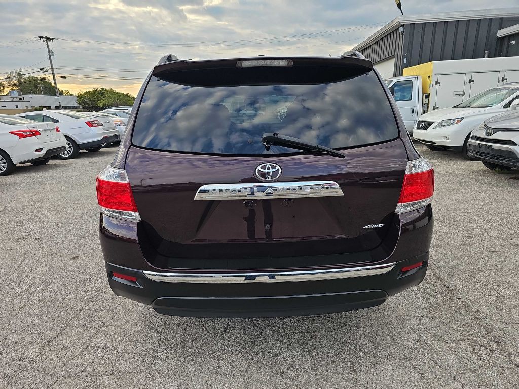 2012 Toyota Highlander Image 9