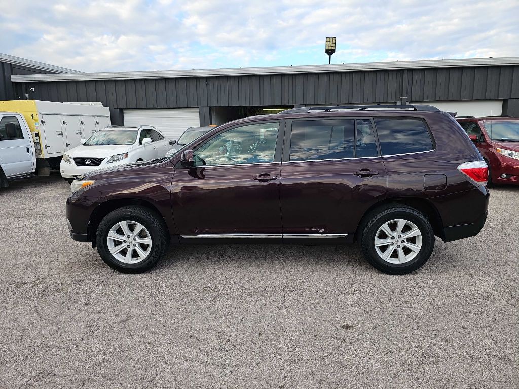 2012 Toyota Highlander Image 11