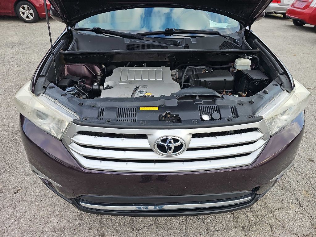 2012 Toyota Highlander Image 21