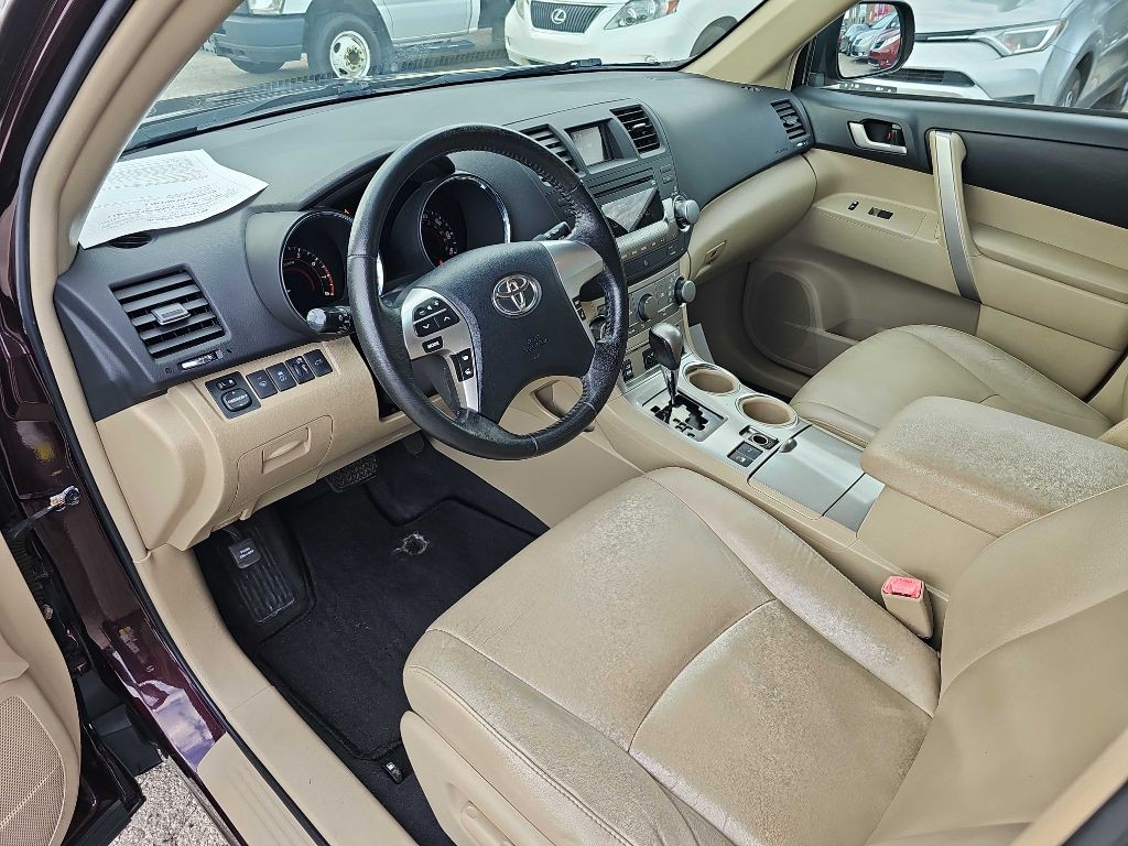 2012 Toyota Highlander Image 26
