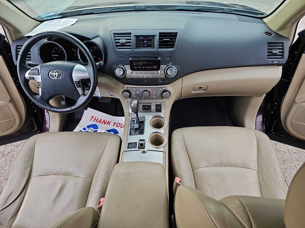 2012 Toyota Highlander Image 29