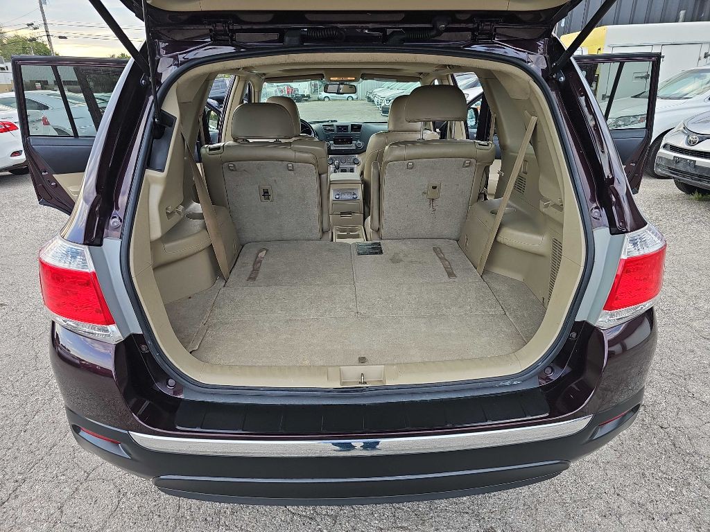 2012 Toyota Highlander Image 35