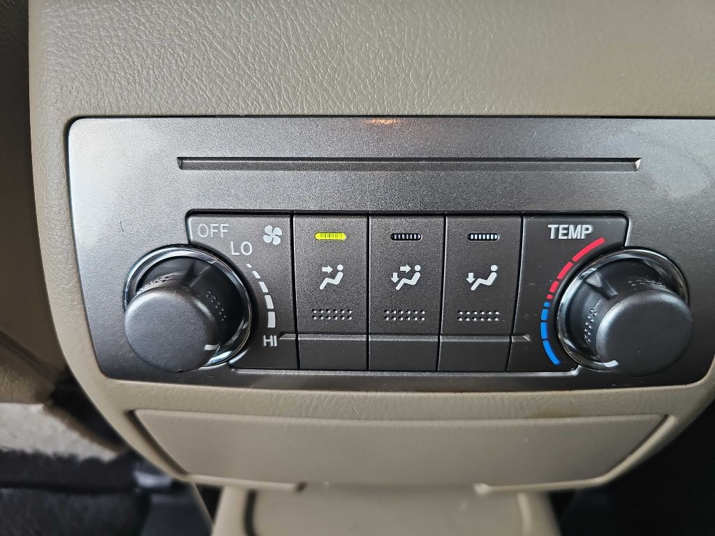 2012 Toyota Highlander Image 43