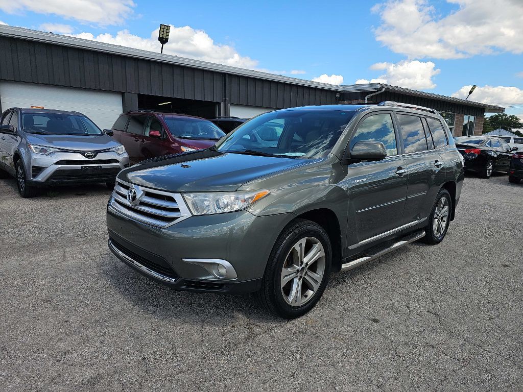 2011 Toyota Highlander Image 1