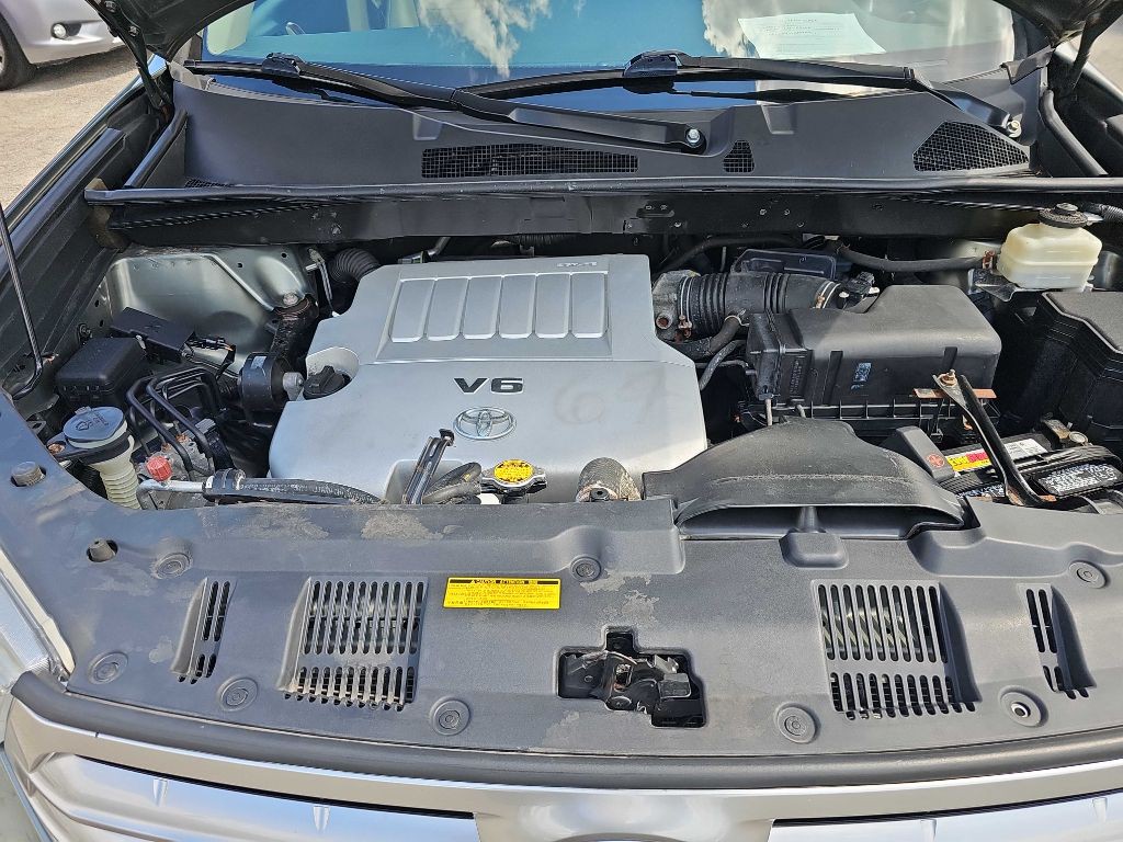 2011 Toyota Highlander Image 20