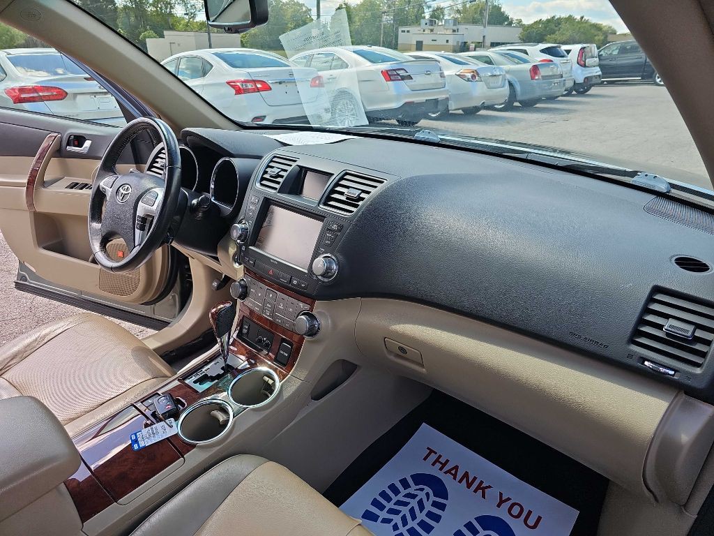 2011 Toyota Highlander Image 27