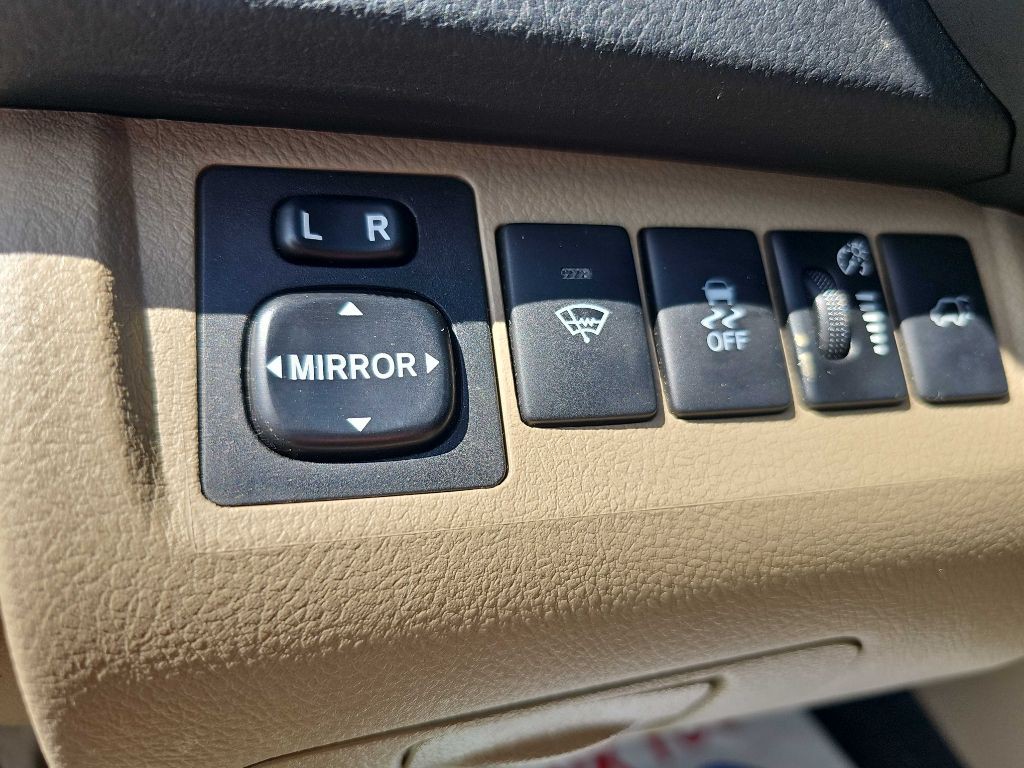 2011 Toyota Highlander Image 49