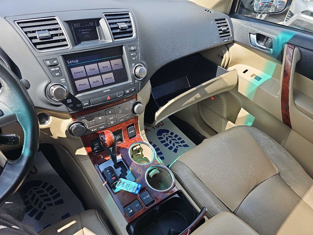 2011 Toyota Highlander Image 69