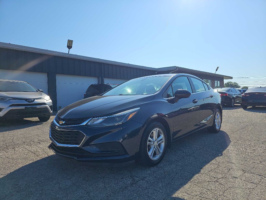 2016 Chevrolet Cruze Image 3