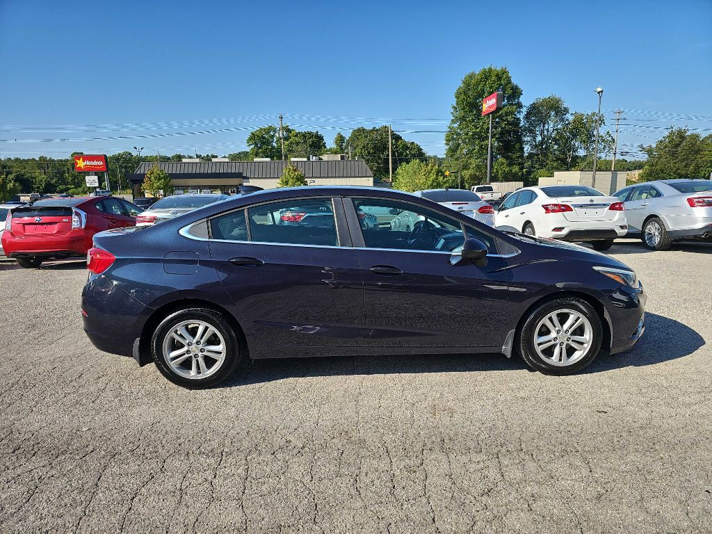 2016 Chevrolet Cruze Image 8