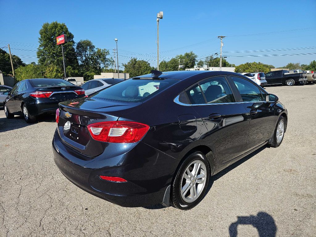 2016 Chevrolet Cruze Image 9