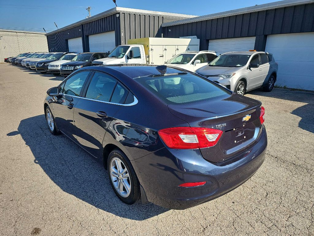 2016 Chevrolet Cruze Image 14