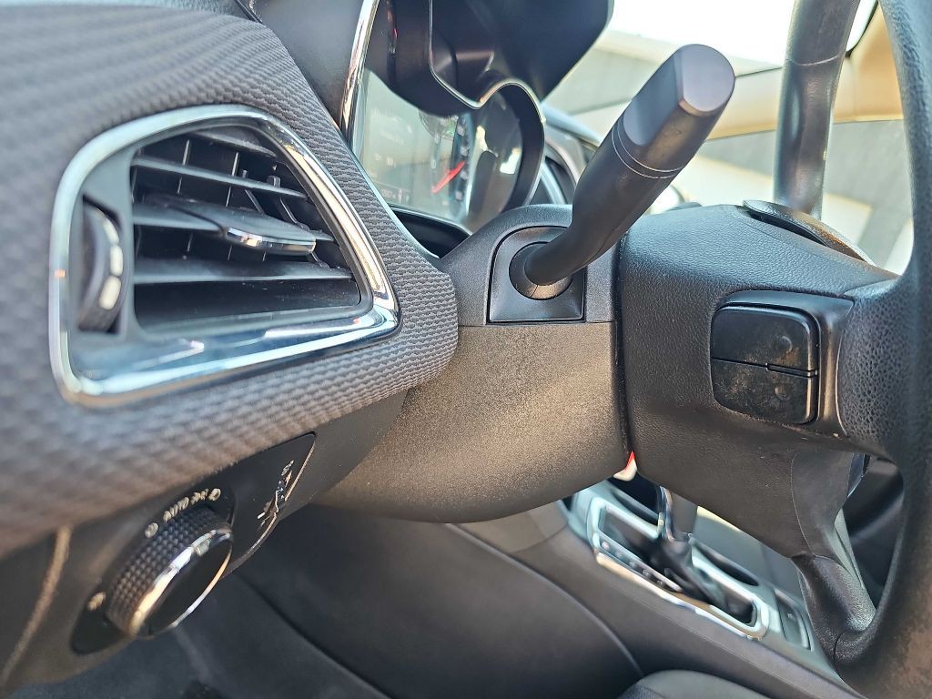 2016 Chevrolet Cruze Image 37