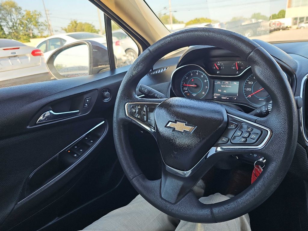 2016 Chevrolet Cruze Image 50